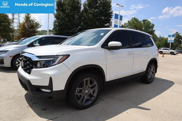 Certified Used 2023 Platinum White Honda EX-L image 6
