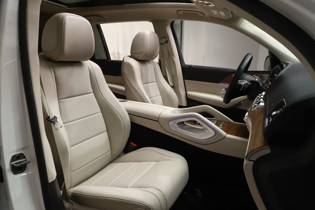 New 2026 Polar White Mercedes-Benz GLS 450 image 34