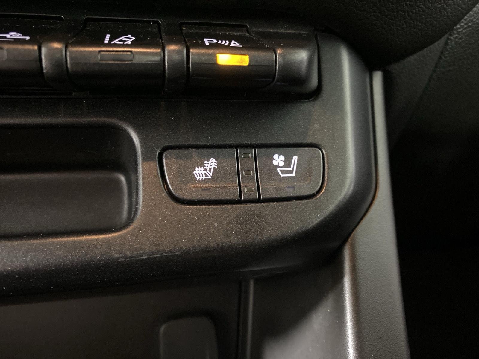 Used 2019 Onyx Black GMC 4WD Denali image 22