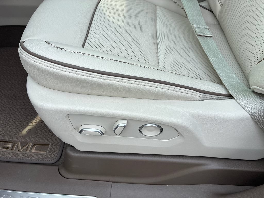 New 2026 Volcanic Red Tintcoat GMC Denali image 11