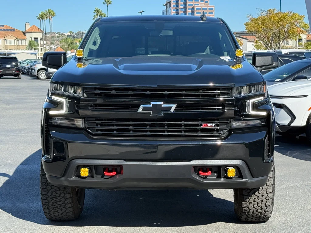 Used 2021 BLACK Chevrolet LT Trail Boss image 4