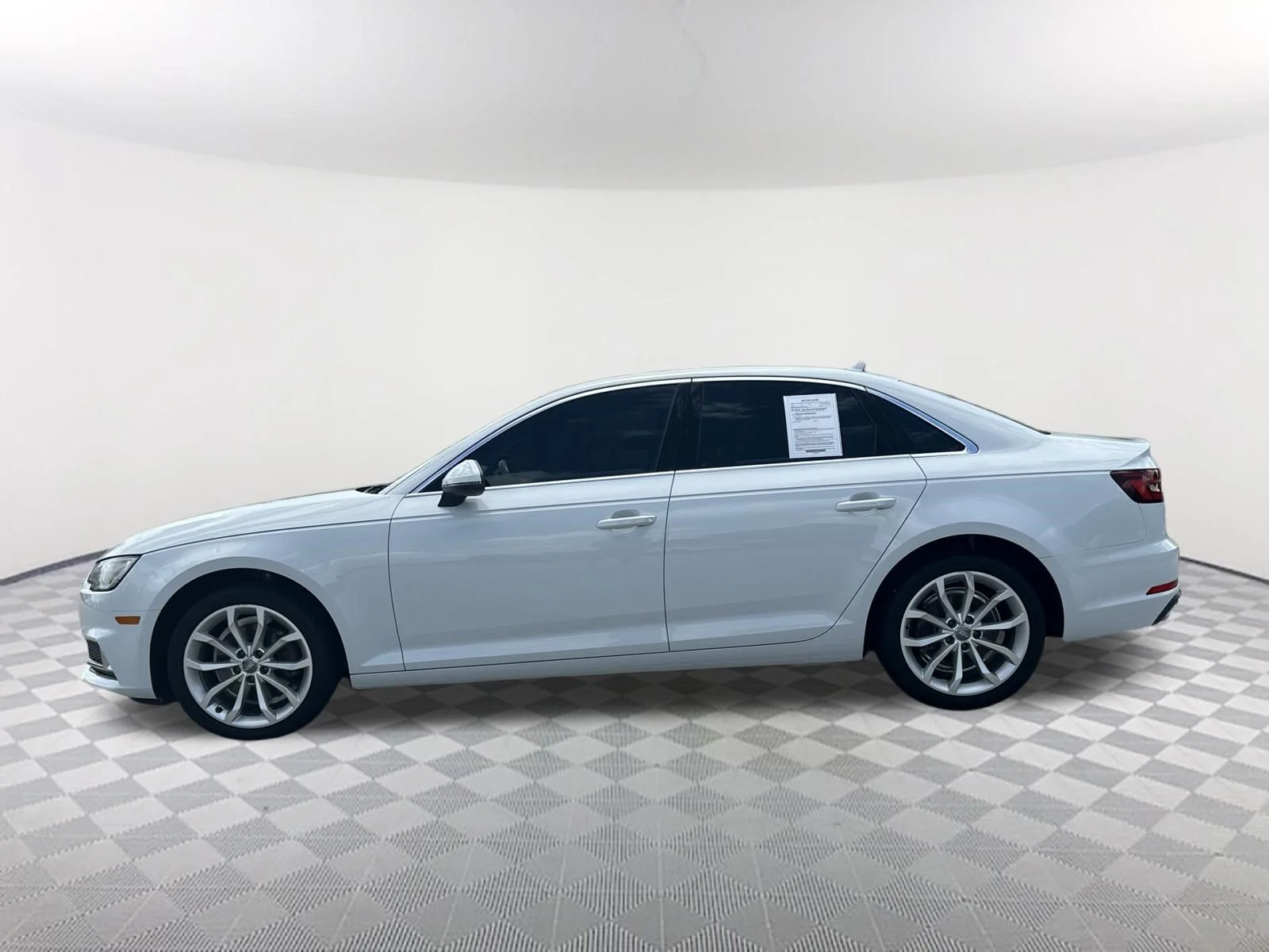 Used 2019 WHITE Audi 2.0T Premium image 8