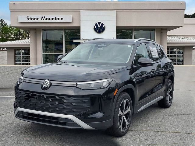 2026 Volkswagen Tiguan 2.0T SE's photo