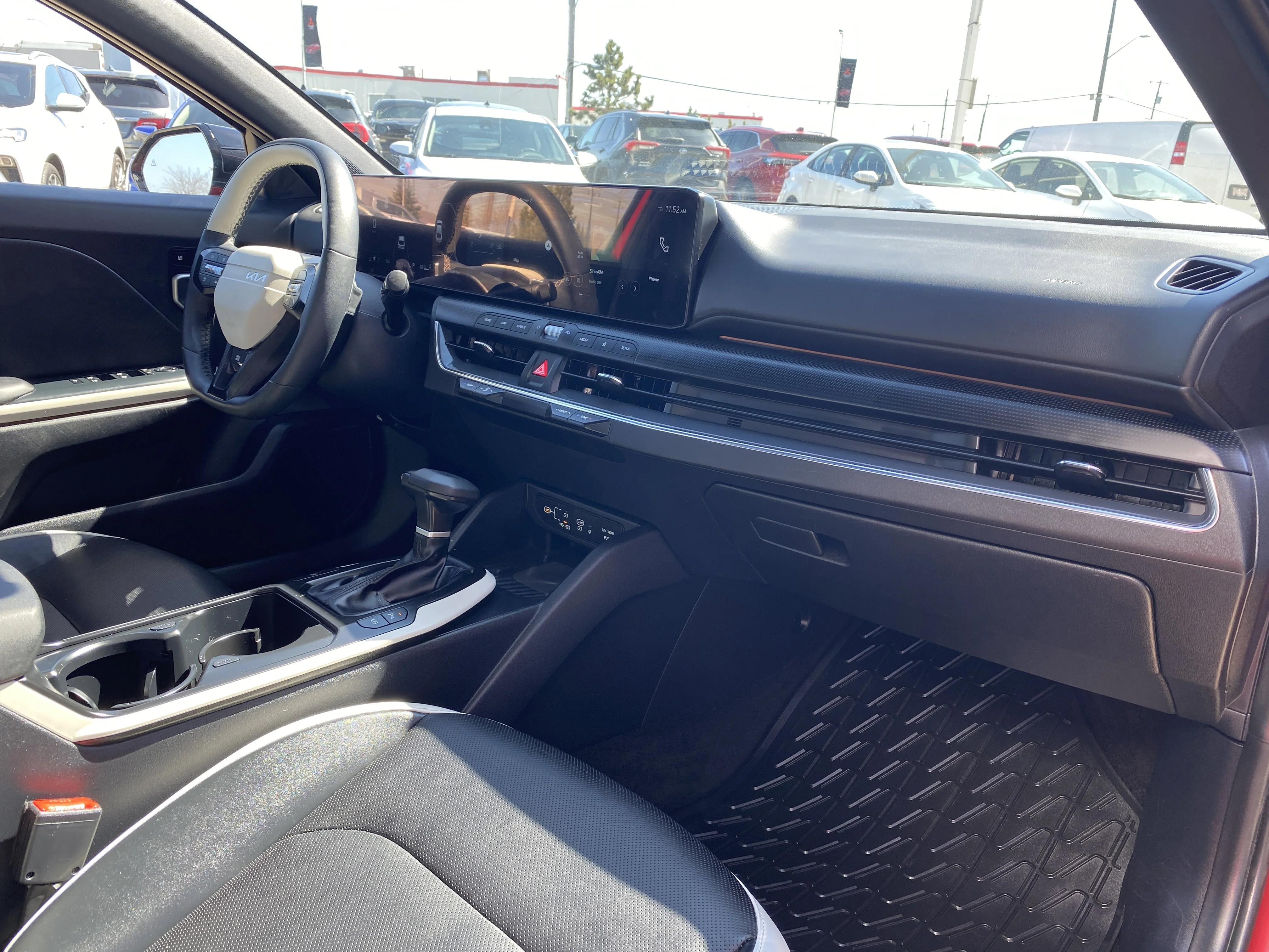 Certified Used 2025 Red Kia GT-Line Turbo * SUNROOF * NAVIGATION * TWO TONE INTERIOR * image 19