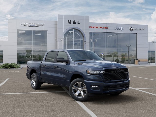 2026 RAM 1500 Express Crew Cab 4x4 5'7
