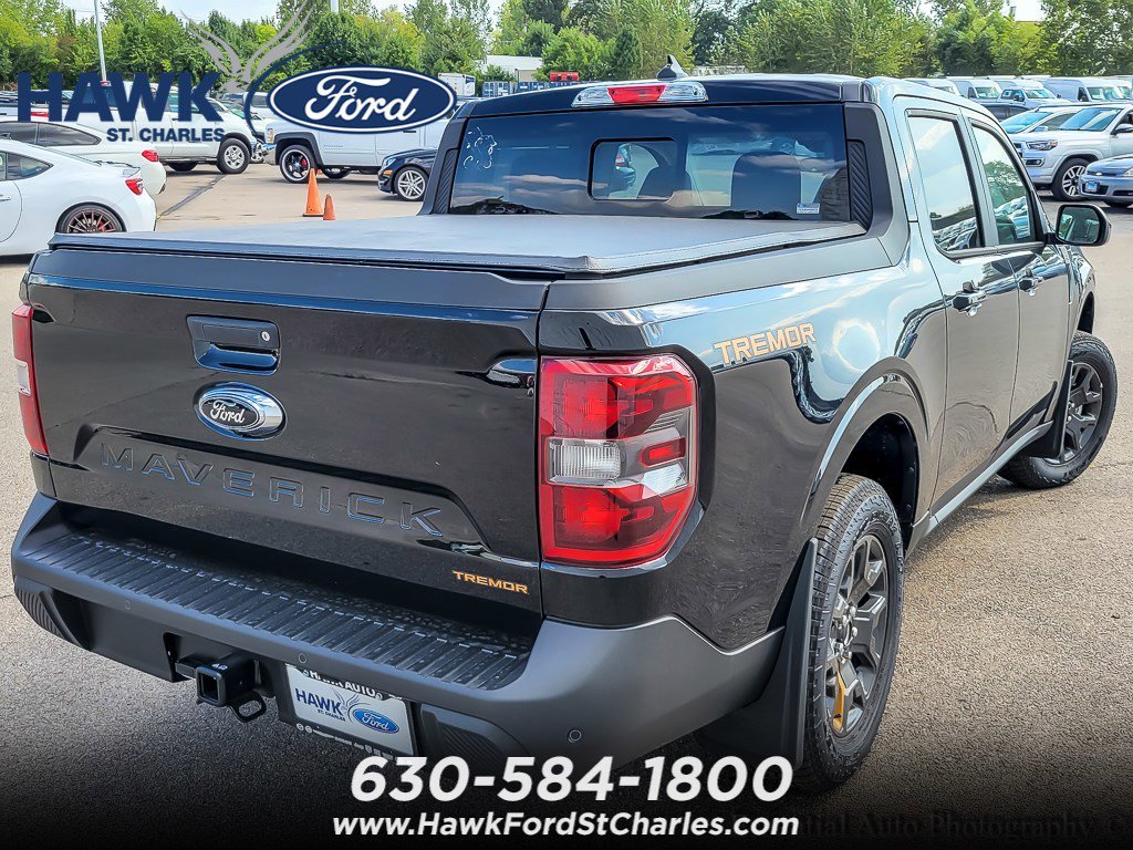 Used 2024 Shadow Black Ford LARIAT Advanced image 7