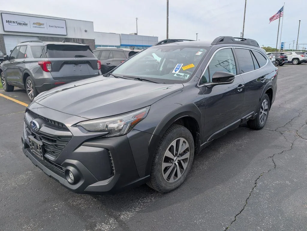 Used 2023 Gray Metallic Subaru Premium image 4