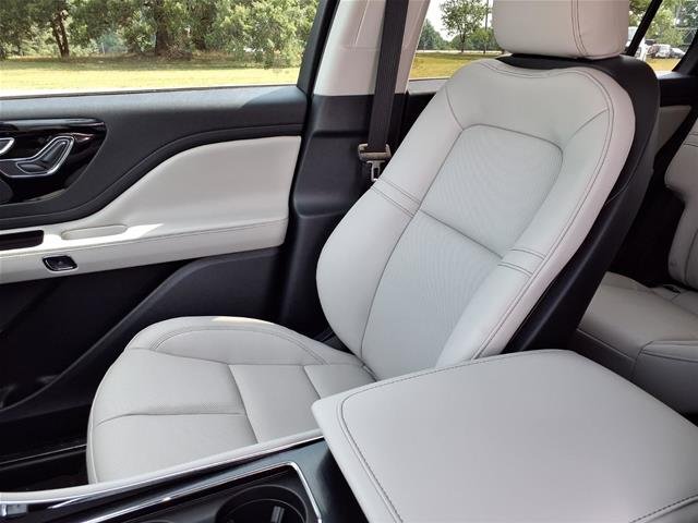 New 2026 Red Carpet Metallic Tinted Clearcoat Lincoln Premiere® image 19