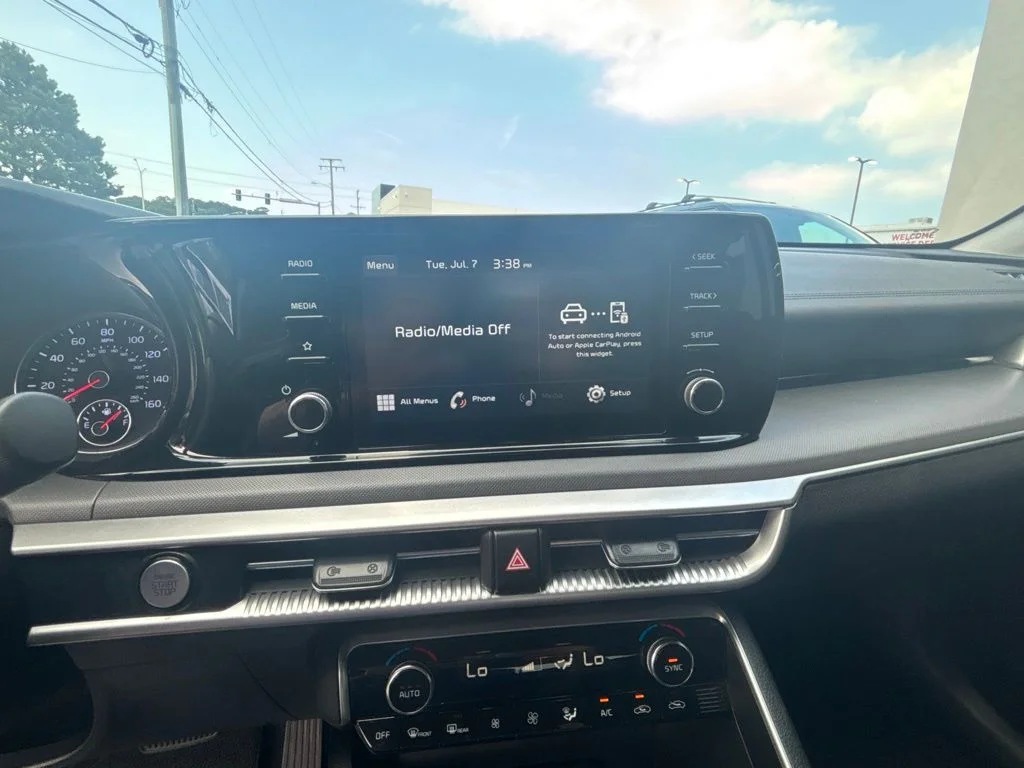 Used 2021 Gray Kia LXS image 16