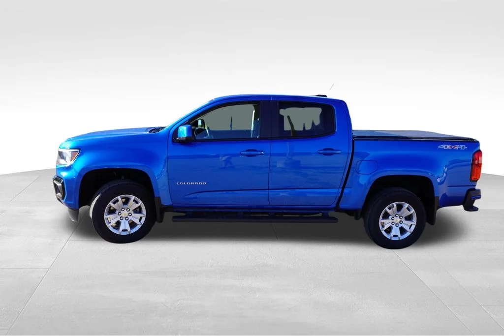 Used 2022 Blue Chevrolet LT image 9