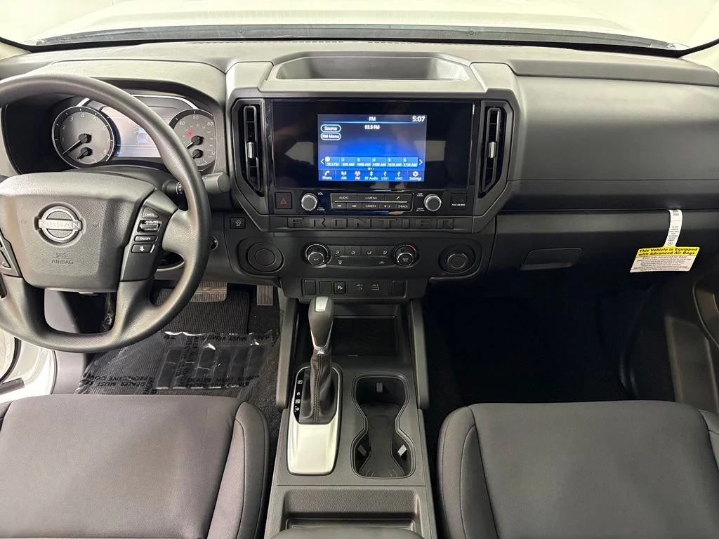 New 2026 Glacier White Nissan King Cab® S image 34