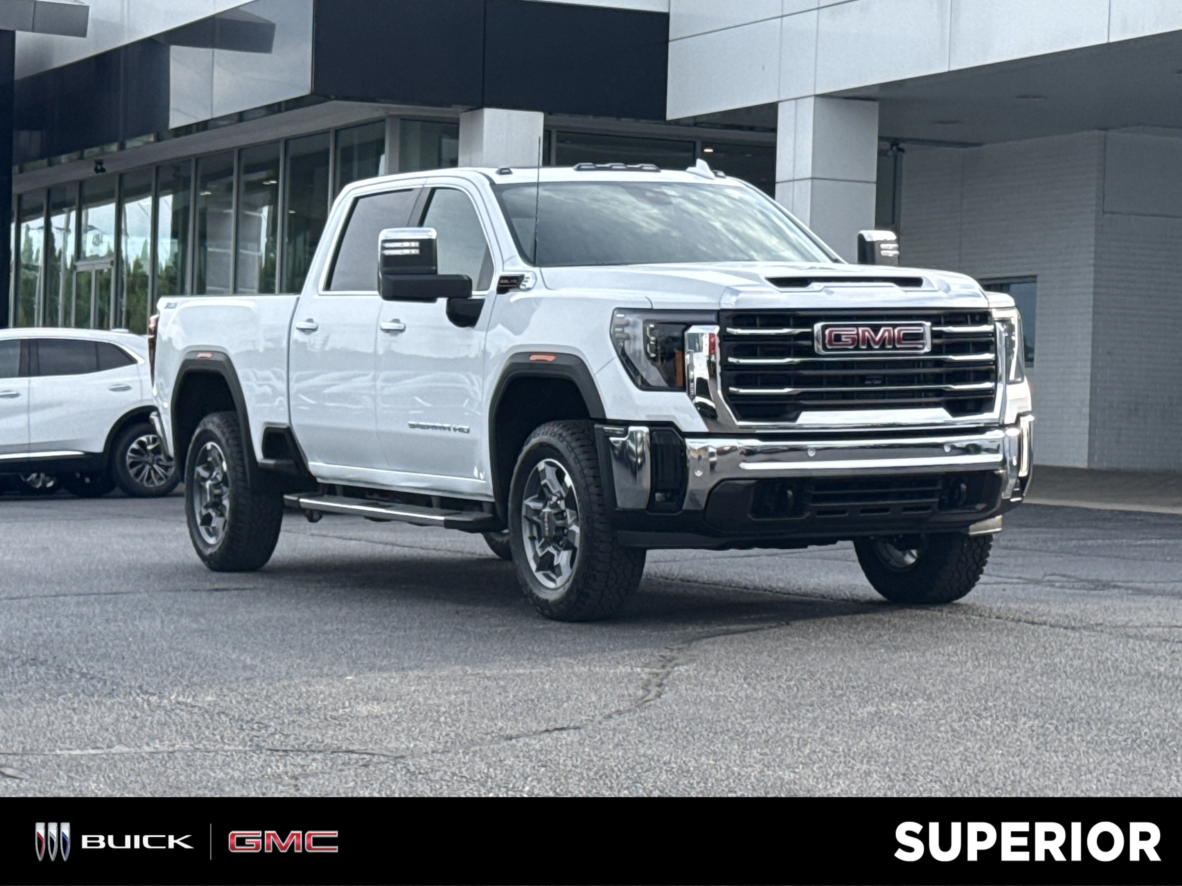 2026 GMC Sierra 4WD Crew Cab Standard Box SLT's photo