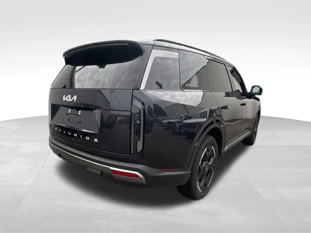 Certified Used 2027 Gray Kia EX image 6