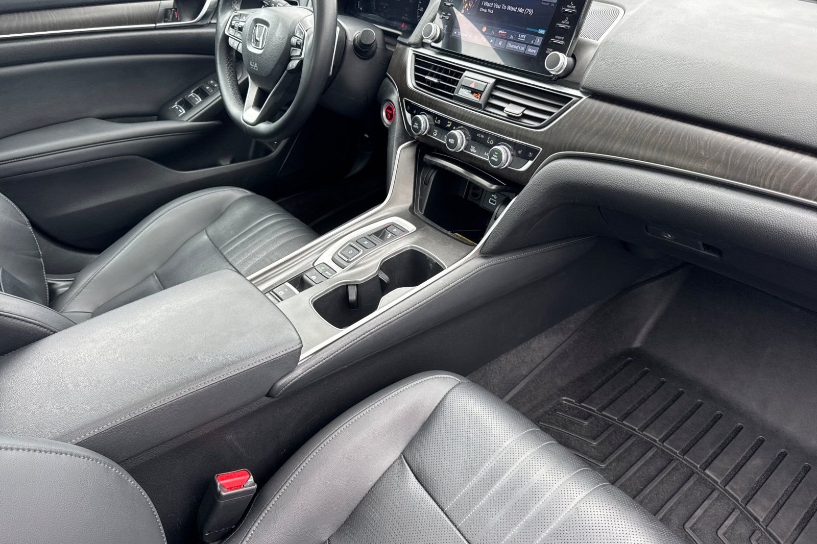 Used 2022 Gray Honda Touring image 15