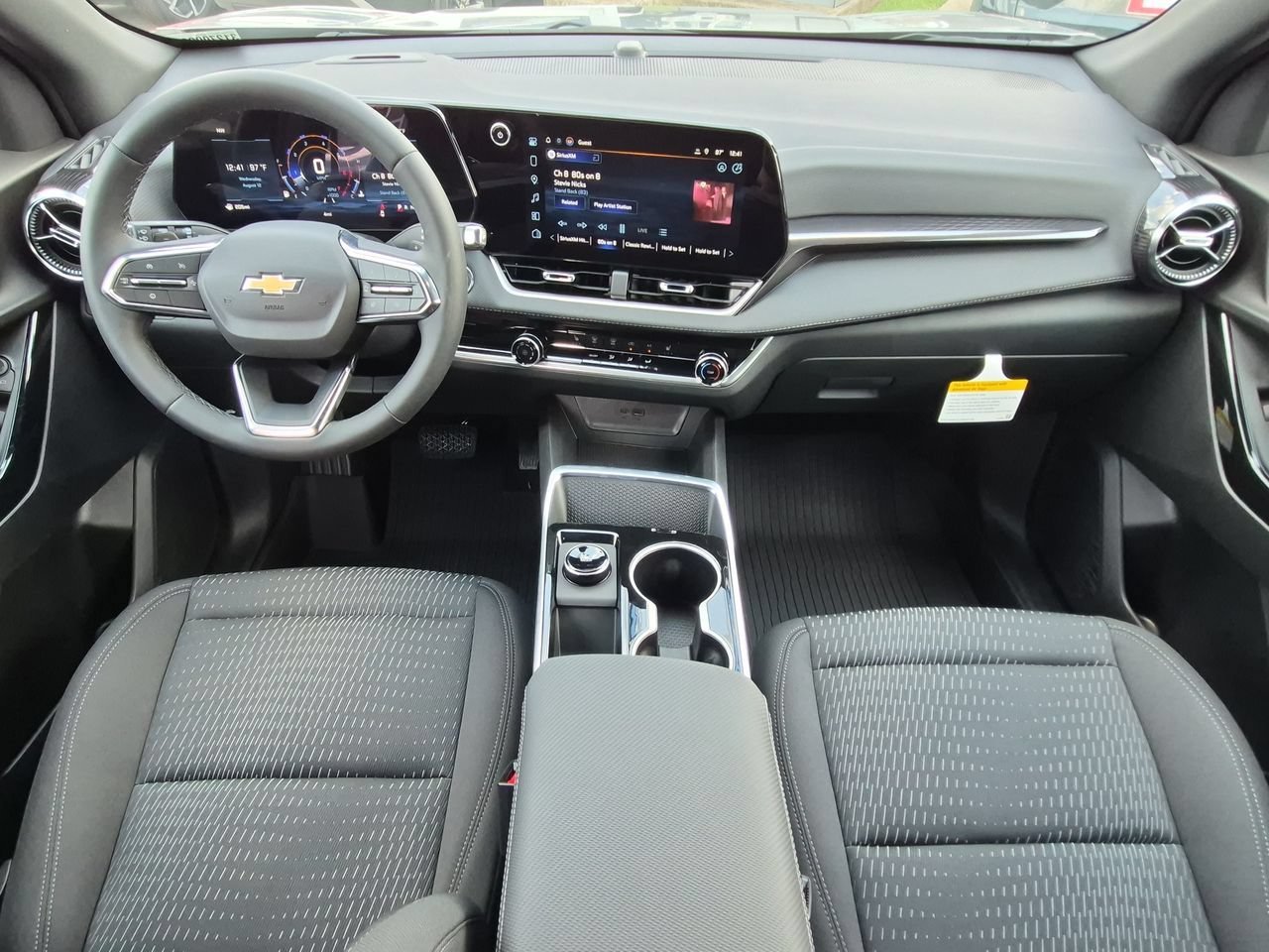 2027 Chevrolet Equinox LT - Photo 20