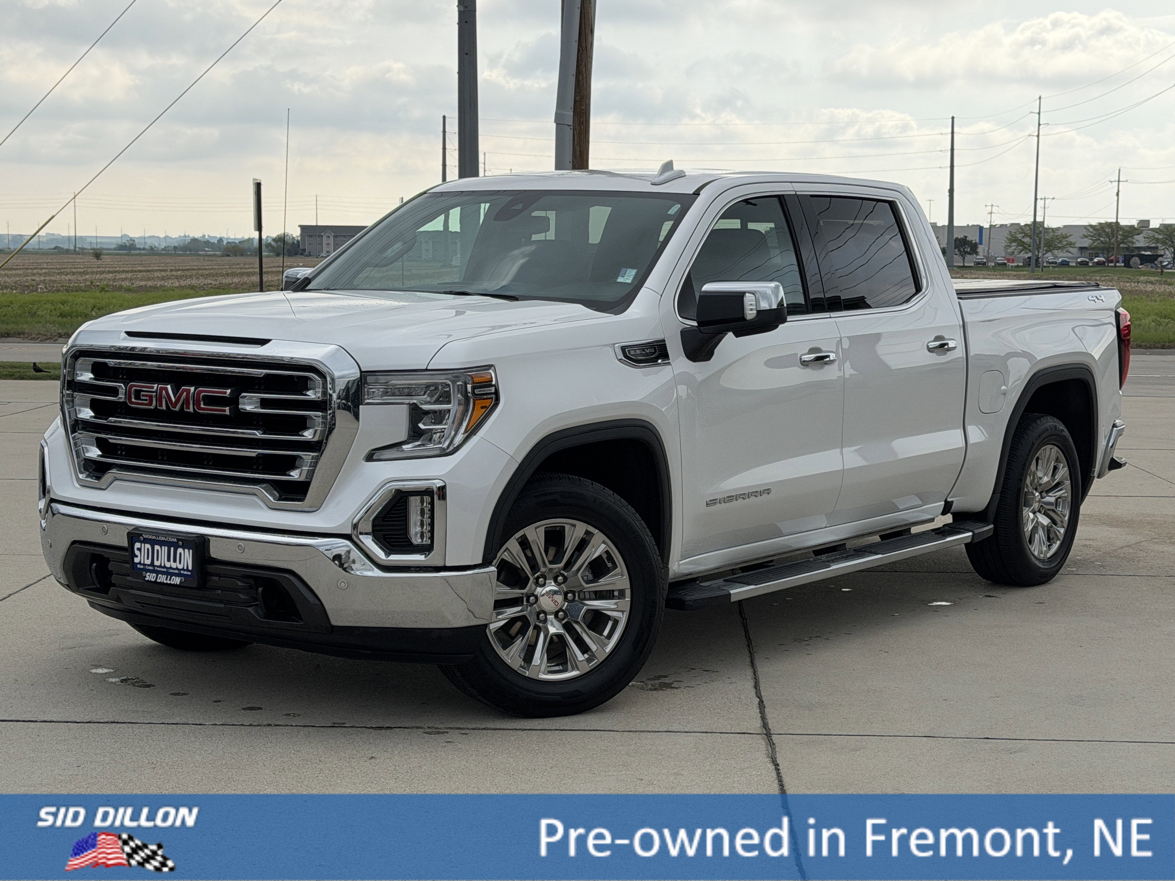 2020 GMC Sierra 4WD Crew Cab Short Box SLT's photo