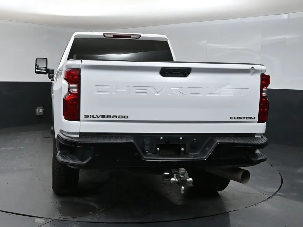 Used 2024 Summit White Chevrolet Custom image 5