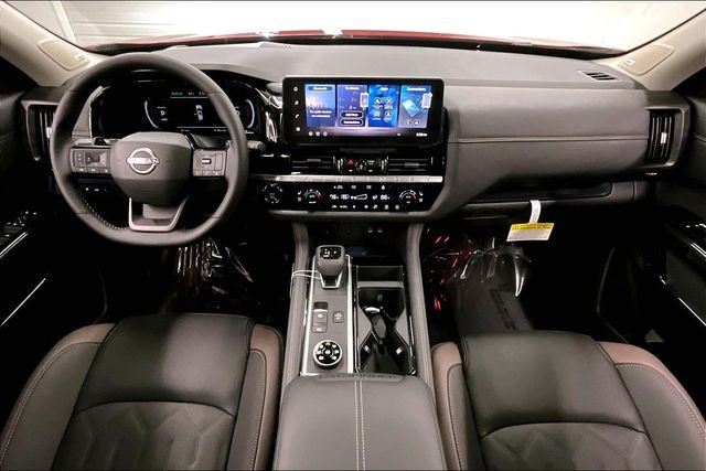 New 2026 Scarlet Ember Tintcoat/Super Black Nissan Platinum image 6