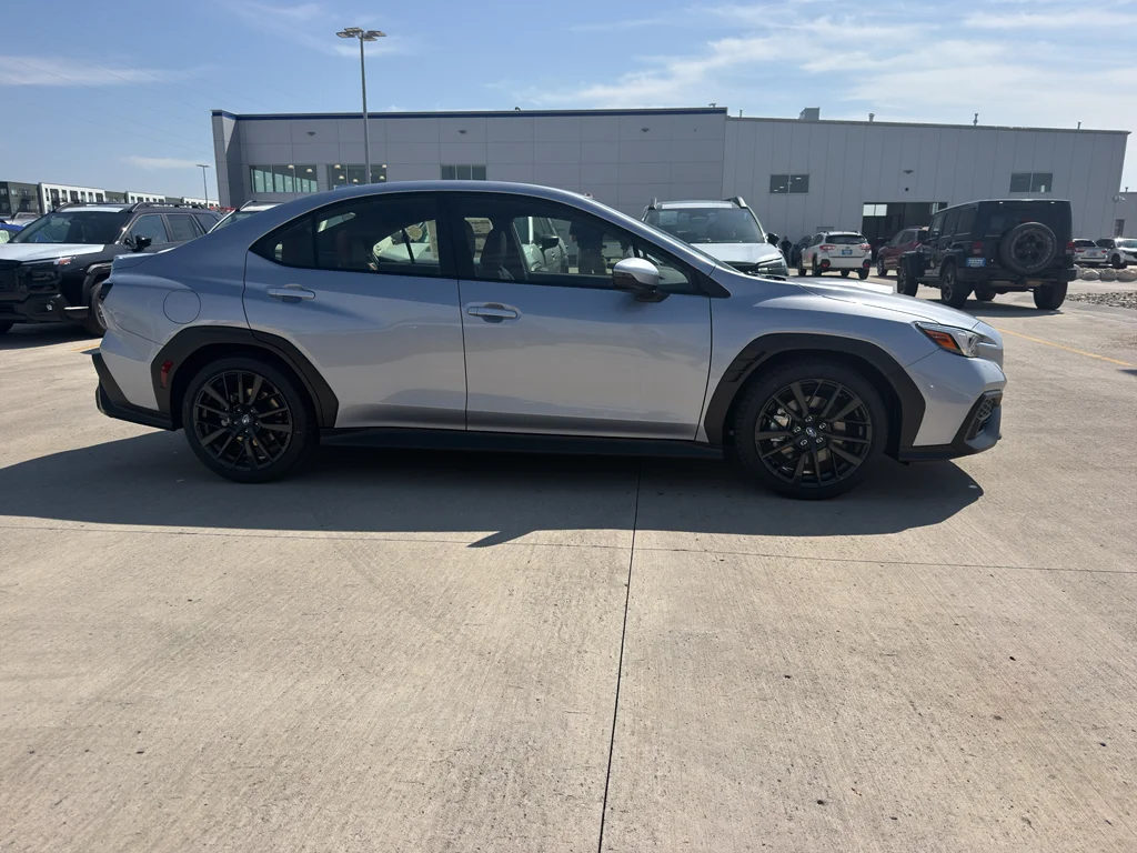 New 2026 ICE SILVER METALLIC Subaru Limited image 4