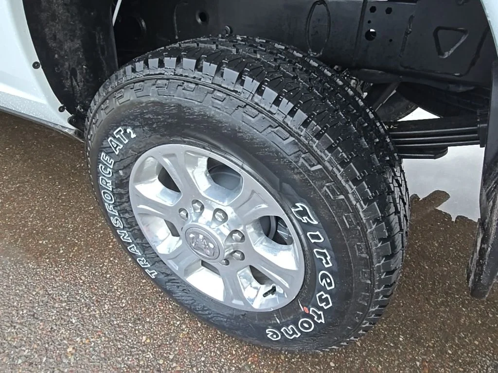 2026 RAM 3500 Big Horn - Photo 23