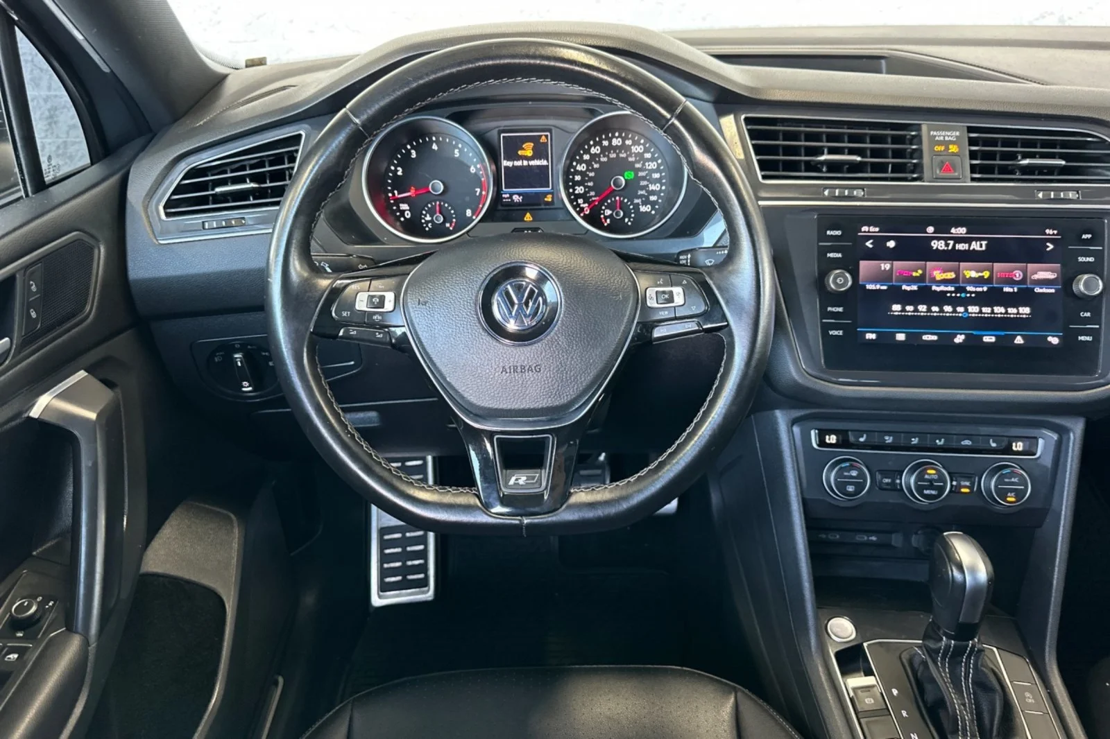 Used 2021 SILVER METALLIC Volkswagen SE R-Line Black image 13