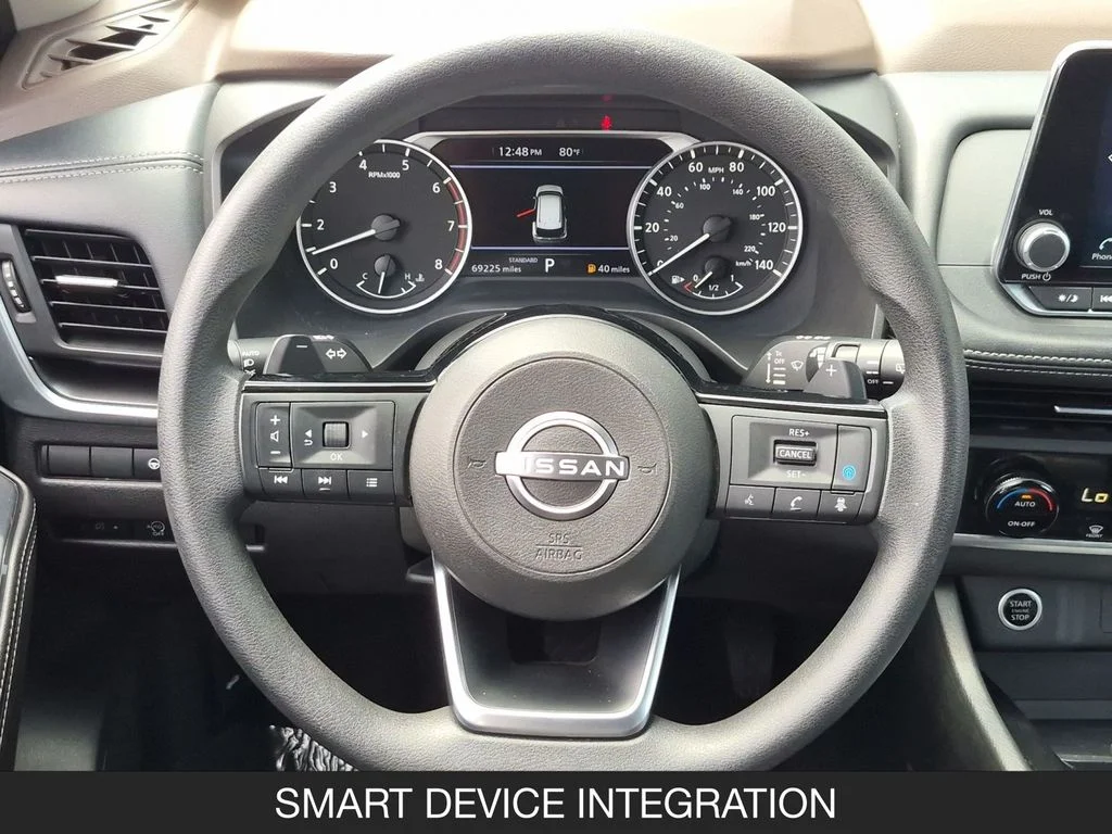 Used 2023 Gray Nissan SV image 16