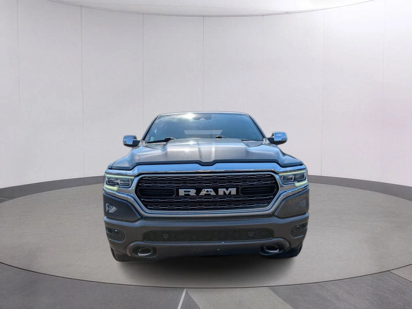 Used 2023 Granite Crystal Metallic Clearcoat Ram Limited image 8