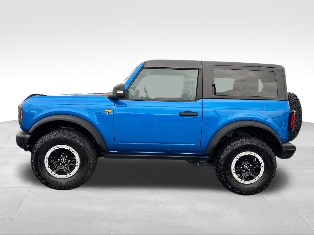 Used 2023 Blue Ford Badlands image 2