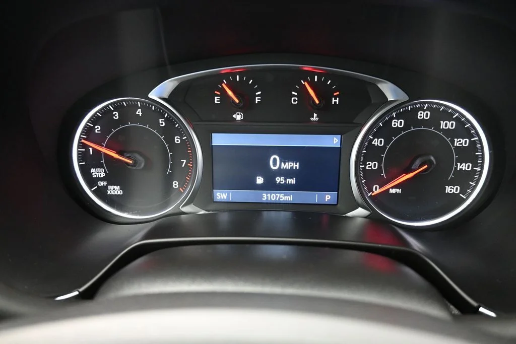 Used 2025 Gray Chevrolet LT image 13