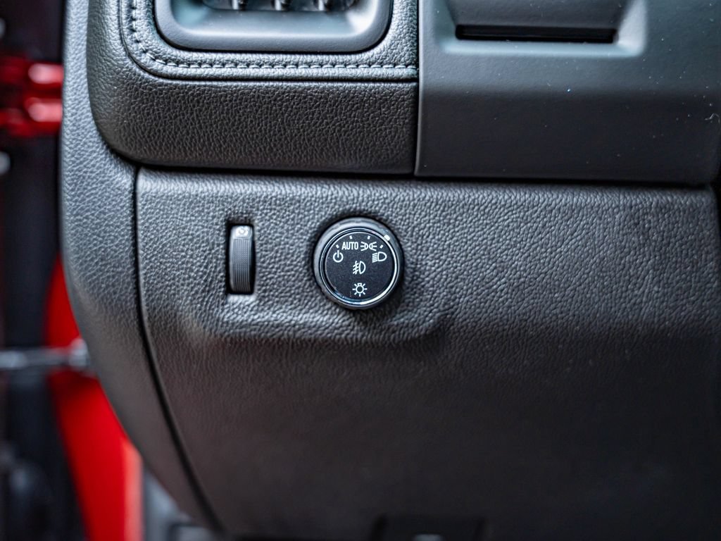 Used 2015 Copper Red Metallic GMC SLE1 image 19