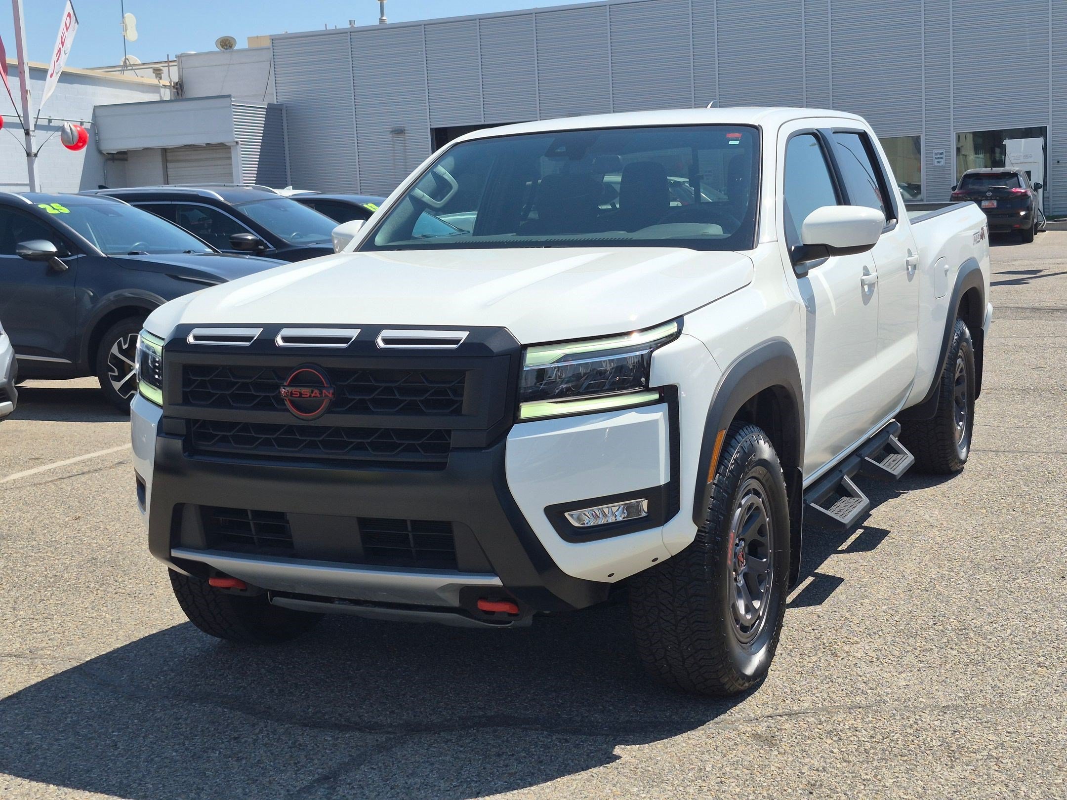 Used 2025 Glacier White Nissan PRO-4X image 9