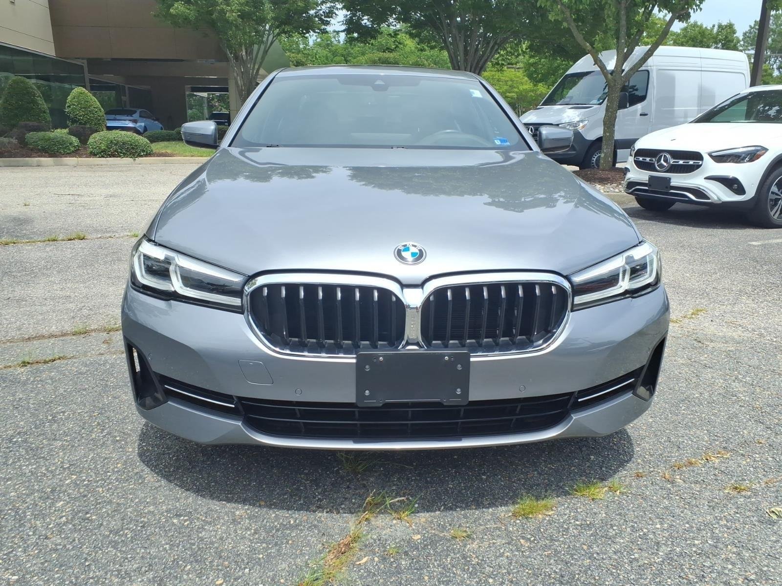 Used 2023 Skyscraper Gray Metallic BMW 530i image 2