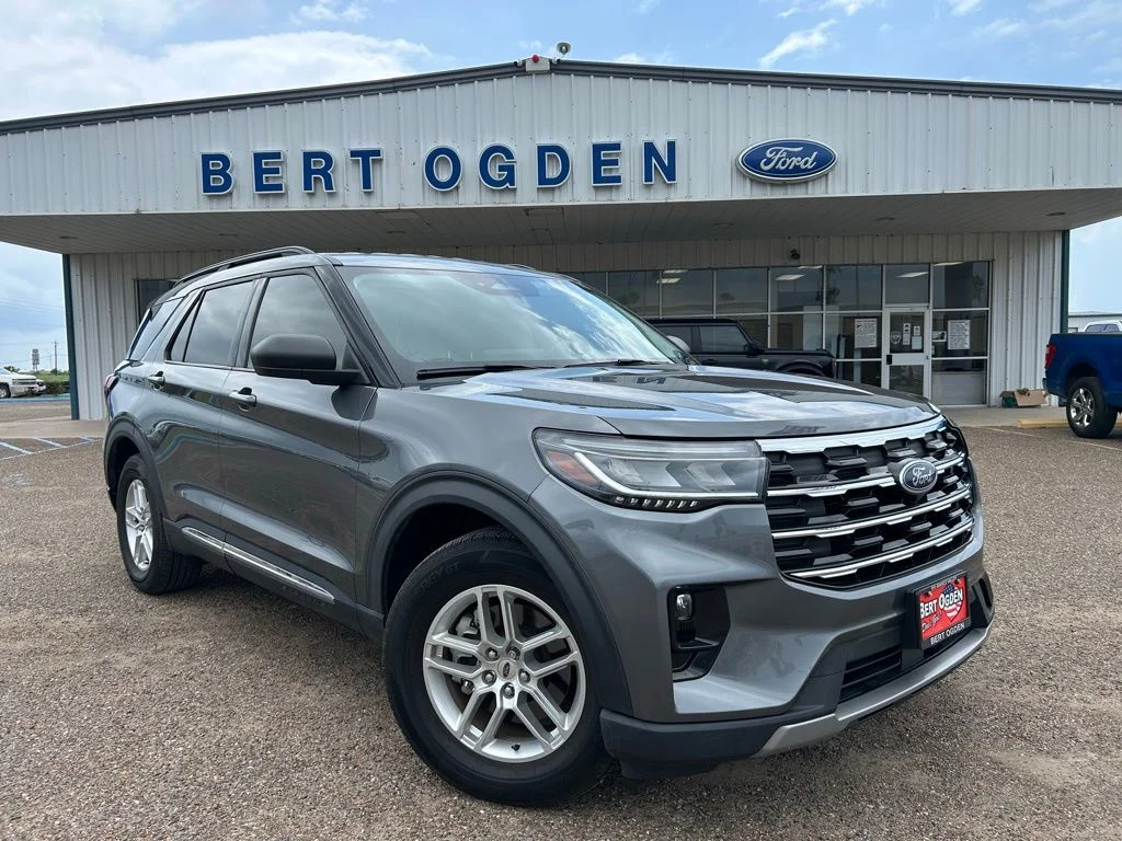 2025 Ford Explorer Active RWD (PL535)'s photo