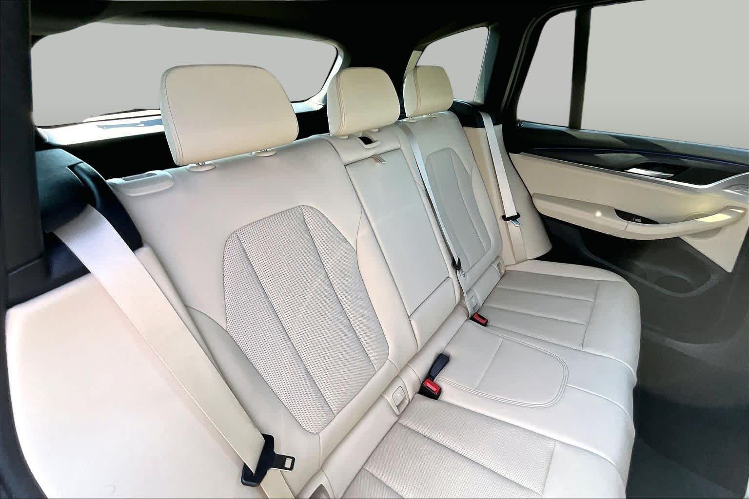 Used 2022 Brooklyn Grey Metallic BMW sDrive30i image 20