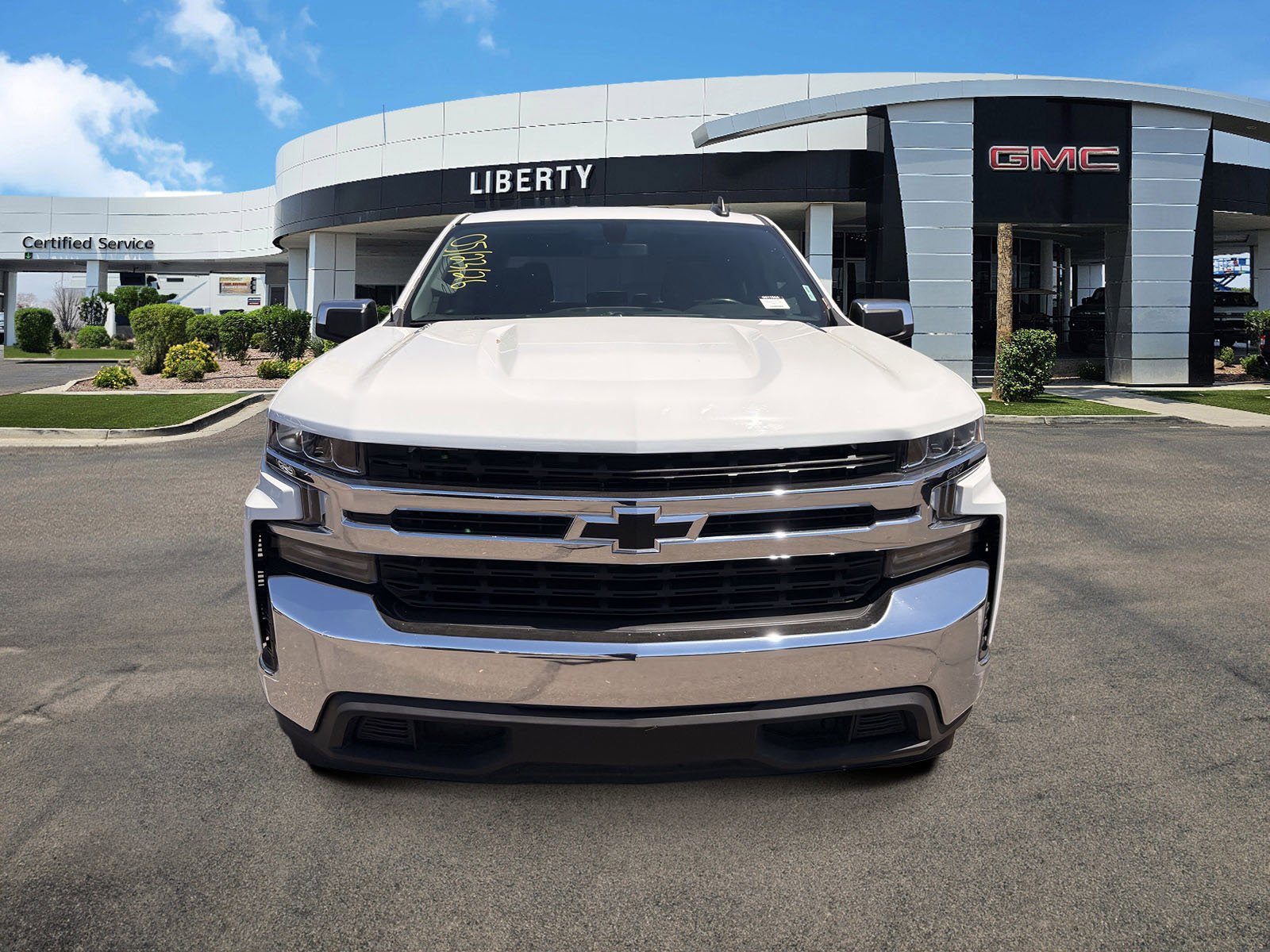 Used 2021 SUMMIT WHITE Chevrolet LT image 2