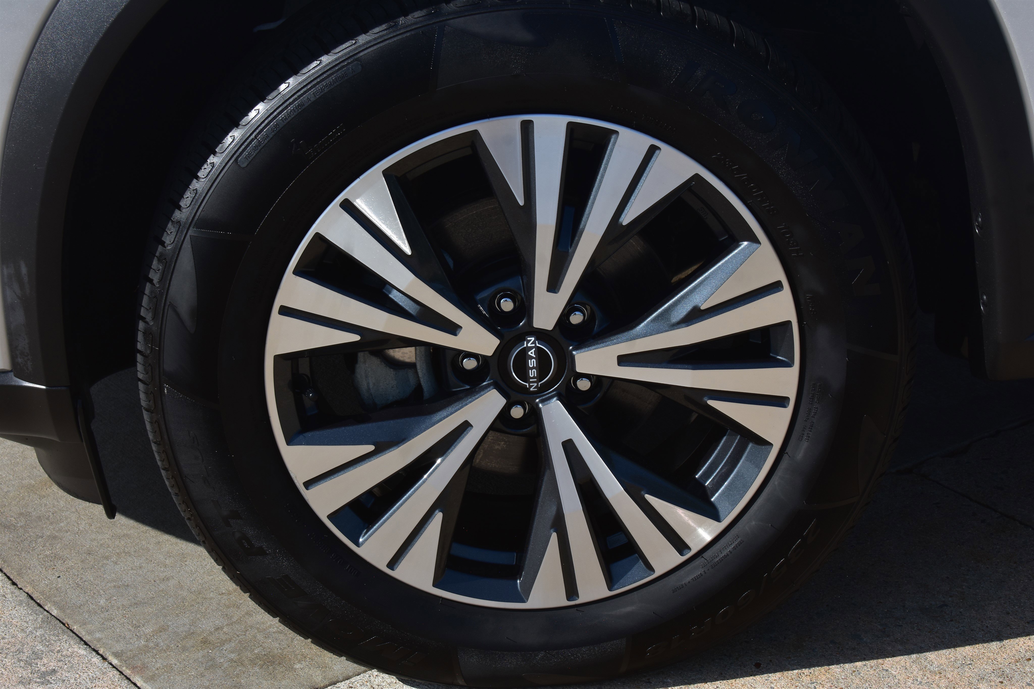 2023 Nissan Rogue SV - Photo 10