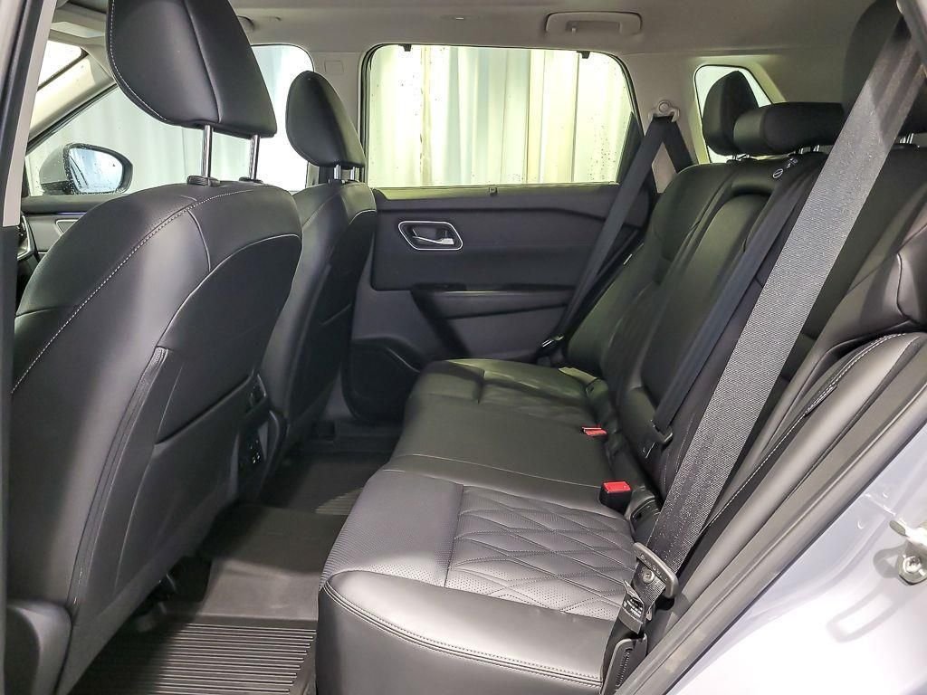 Used 2024 Boulder Gray Nissan Platinum image 10