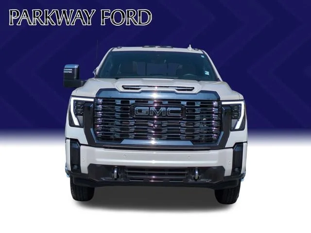 Used 2024 White GMC Denali Ultimate image 8