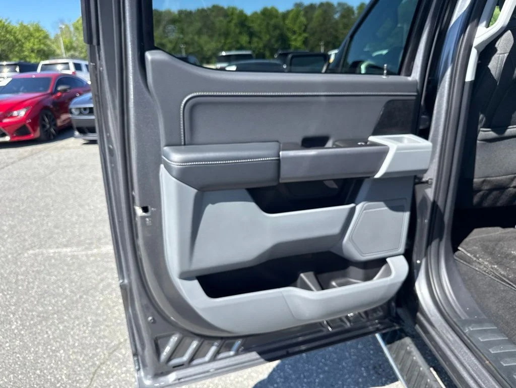 Used 2023 Gray Ford XLT image 27