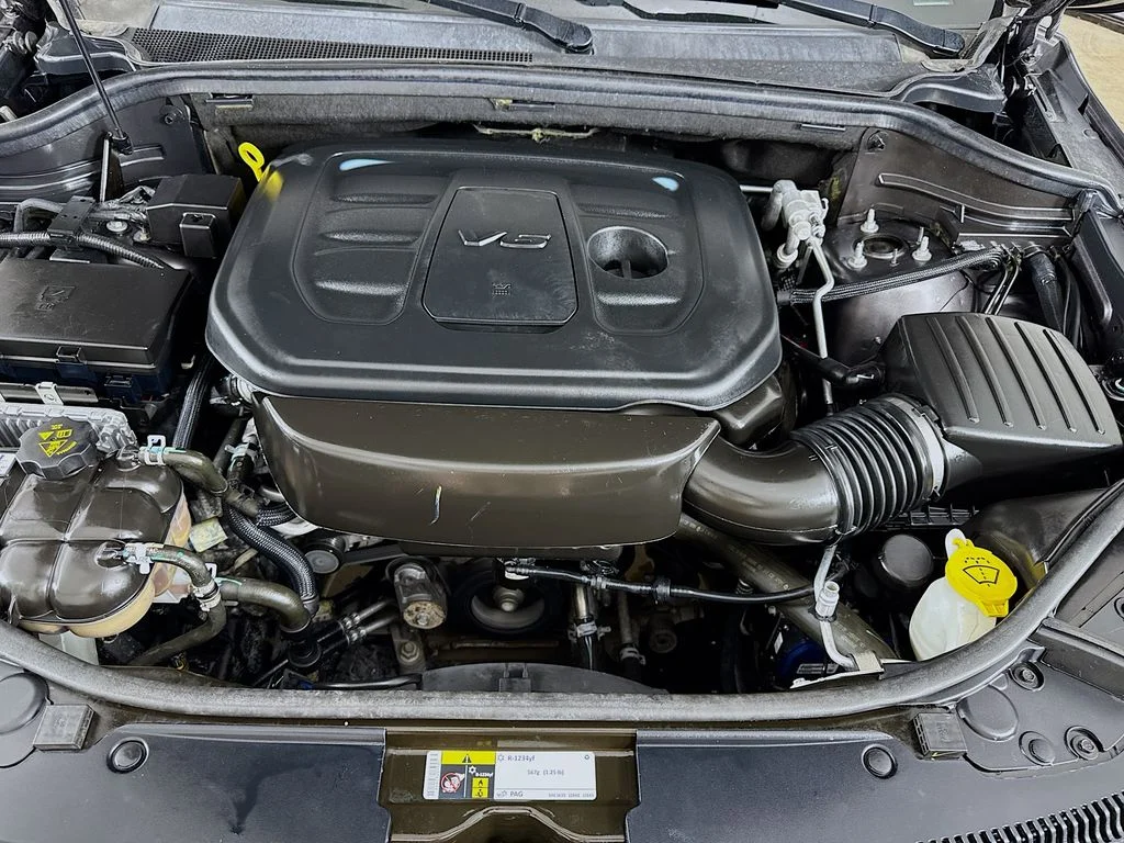 Used 2021 Gray Jeep Laredo E image 28