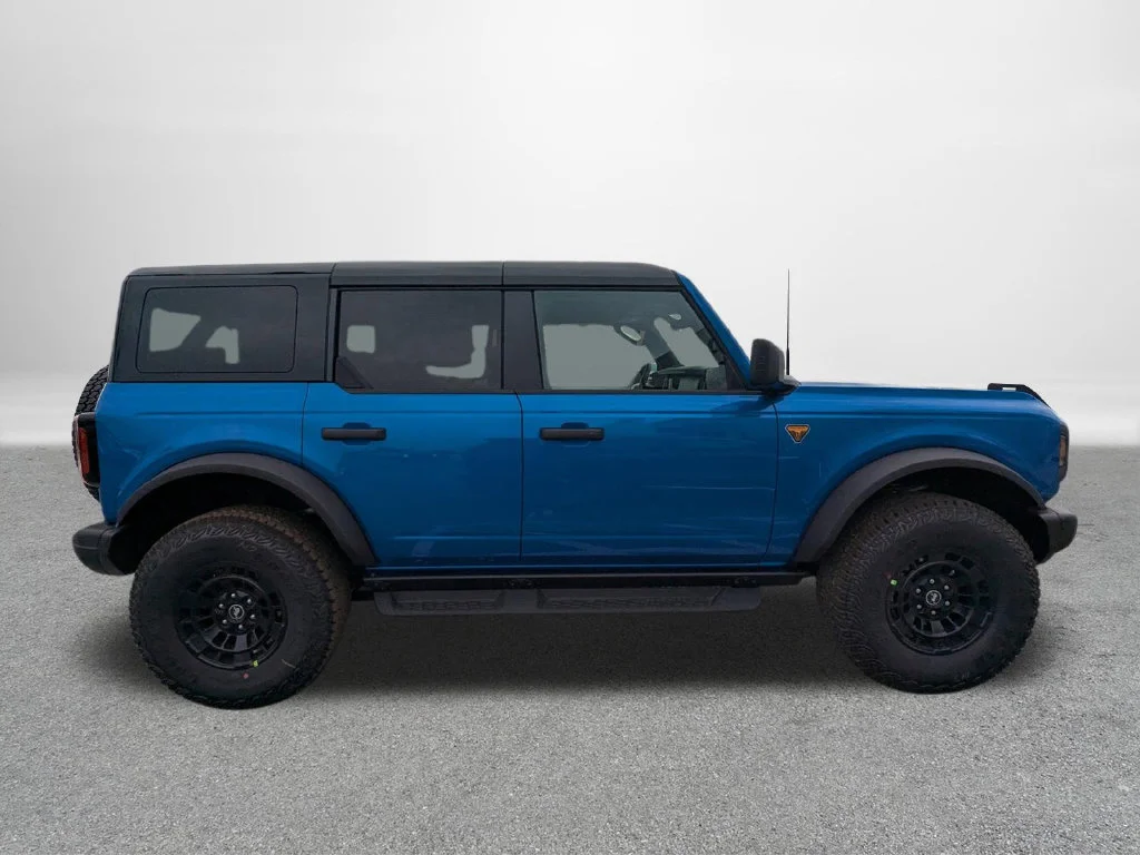New 2026 Velocity Blue Metallic Ford Badlands® image 2