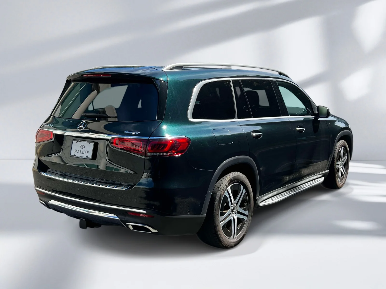Certified Used 2022 Emerald Green Metallic Mercedes-Benz GLS 450 image 6