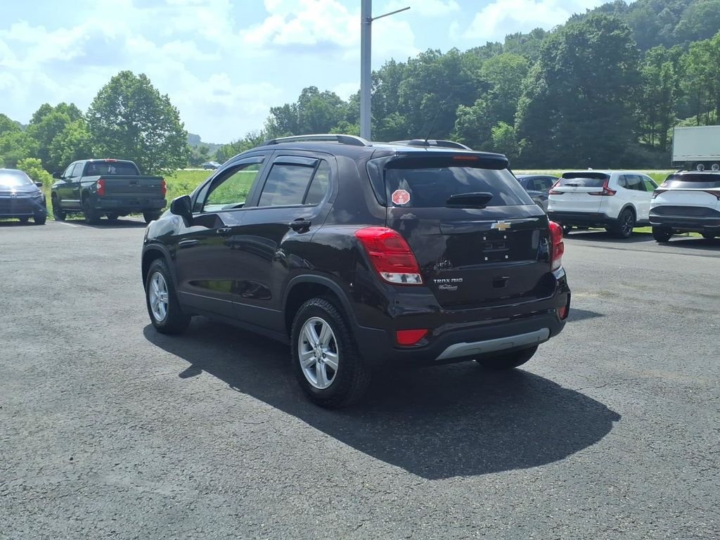 Used 2022 Red Chevrolet LT image 7