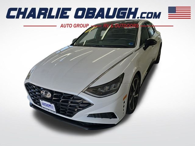 Used 2022 Gray Hyundai SEL Plus image 1