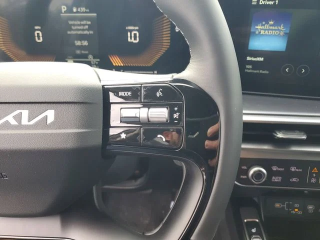 New 2026 Wolf Gray Kia S image 12