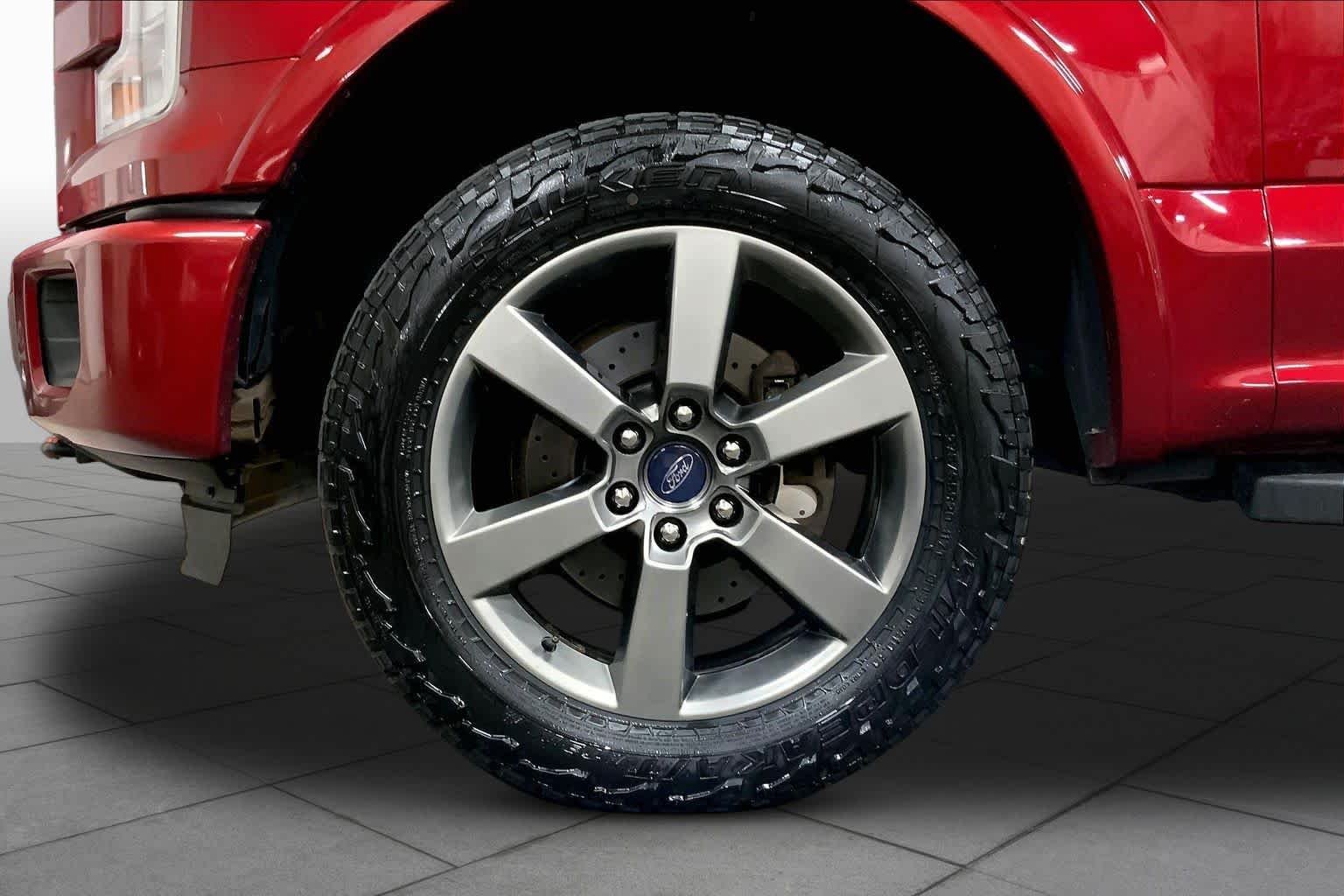 Used 2015 Ruby Red Metallic Tinted Clearcoat Ford Lariat image 11