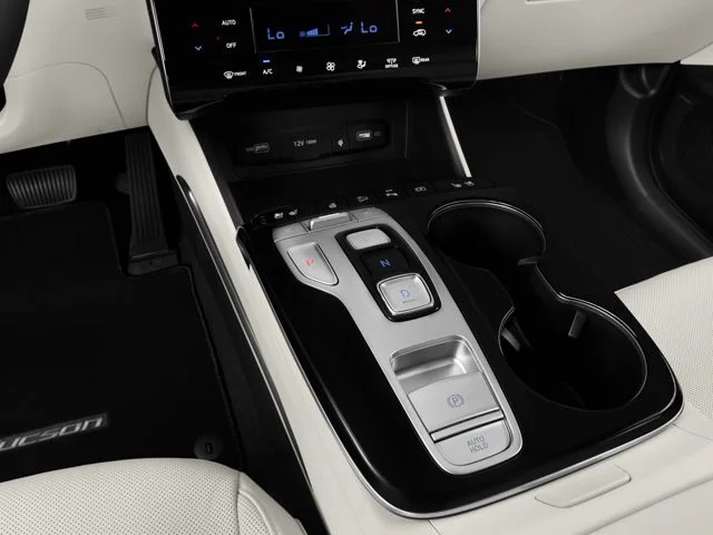 Used 2025 Atlantis Blue Hyundai Limited image 9