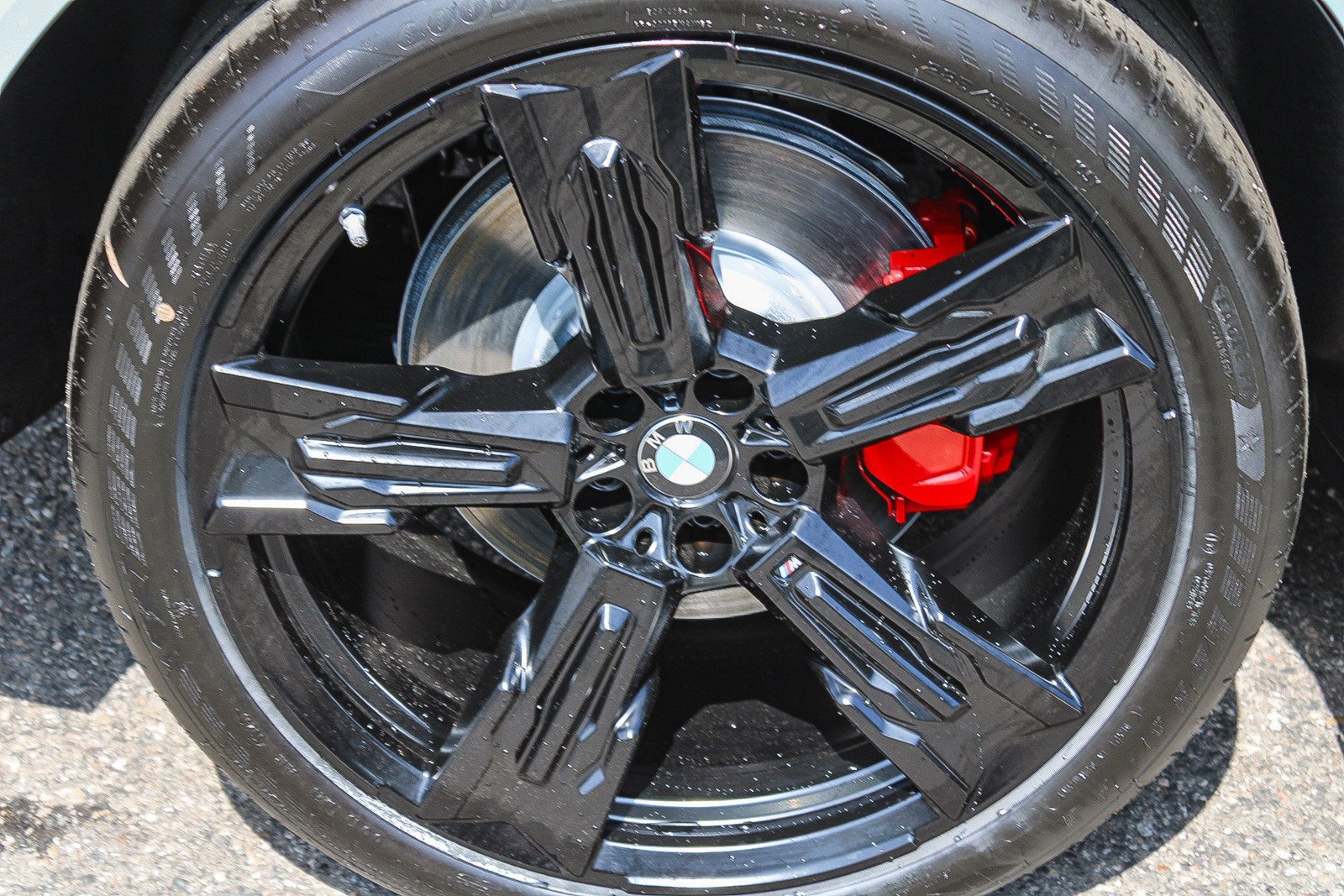 New 2026 Brooklyn Grey Metallic BMW M50 xDrive image 11