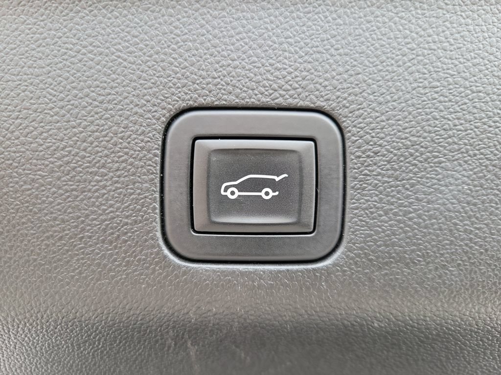 Certified Used 2024 Onyx Black GMC Denali image 8