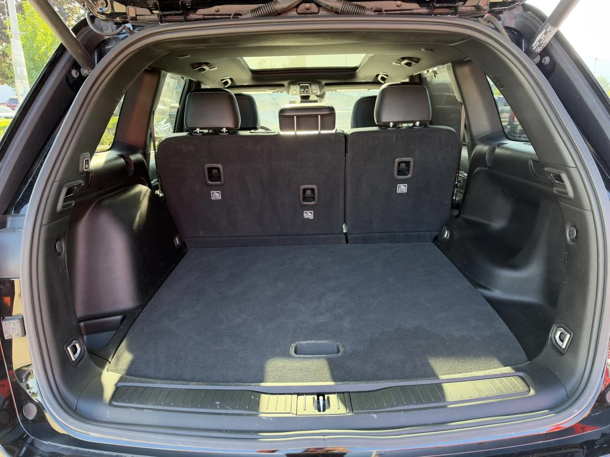 Used 2024 Black Jeep Limited image 7